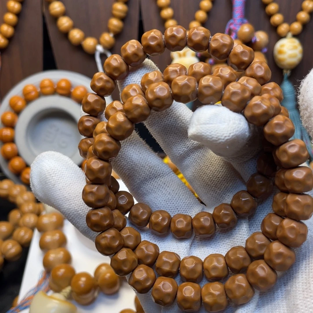 吊坠猴头核桃微瑕奶酪手串