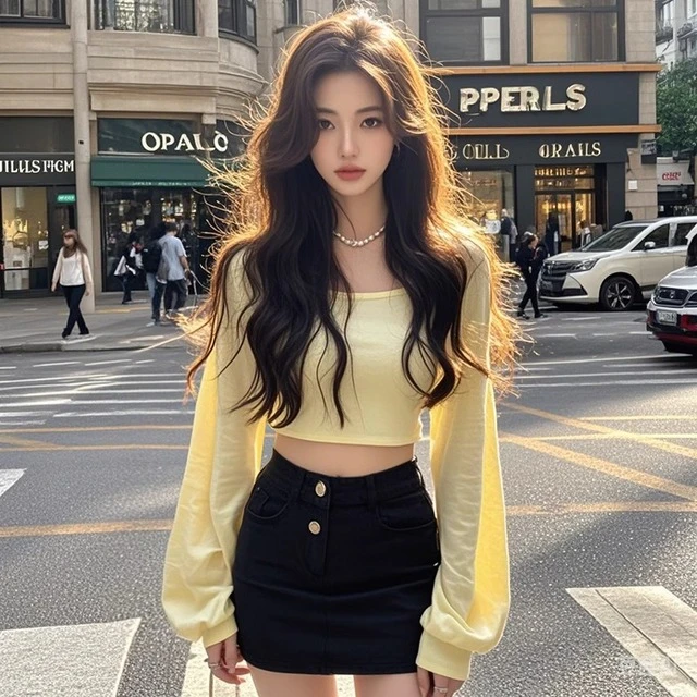 韩系辣妹黄色短款长袖t恤女2025夏季新款小个子气质修身正肩上衣
