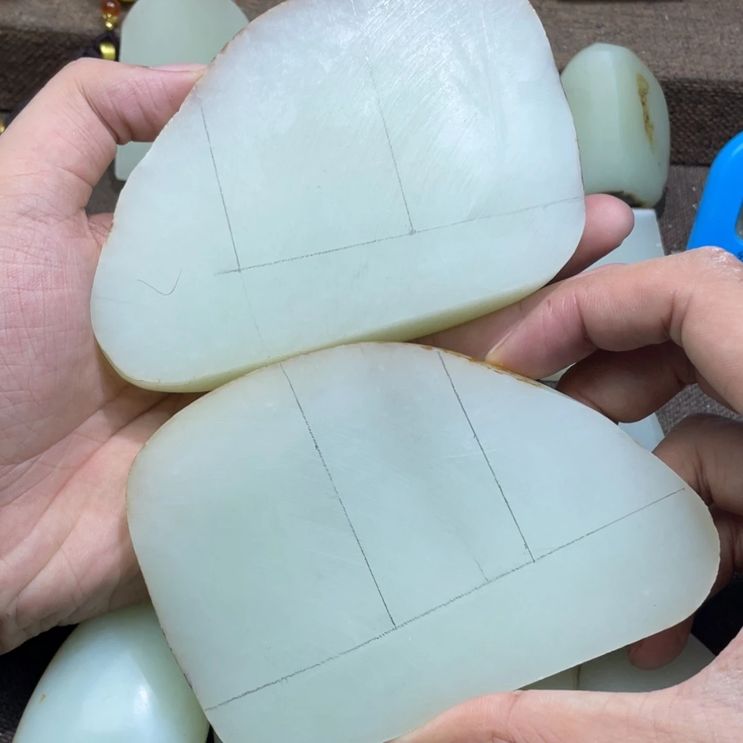 张***龙定制和田玉未镶嵌和田玉