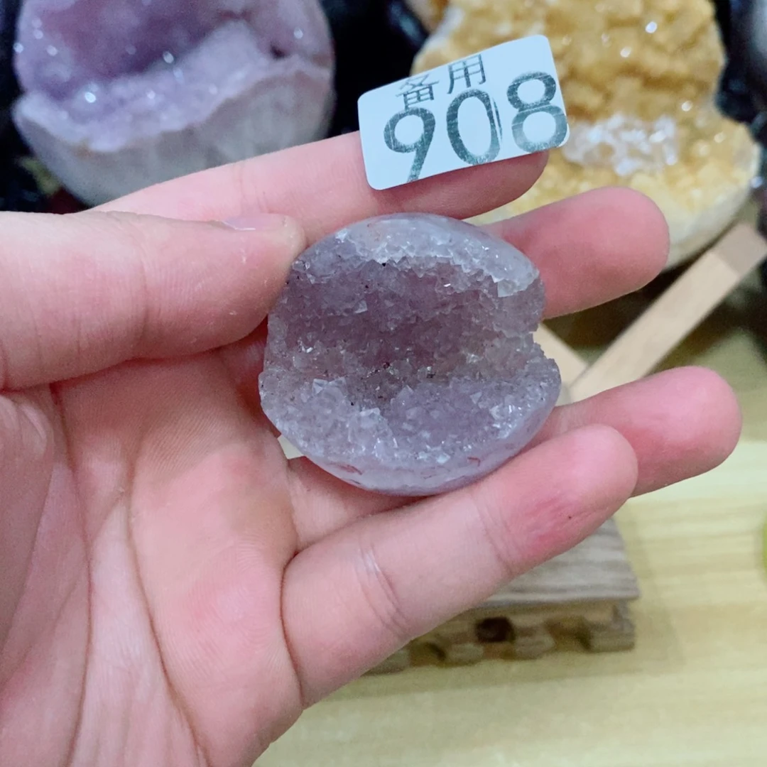未镶嵌水晶大型摆件（非配饰）