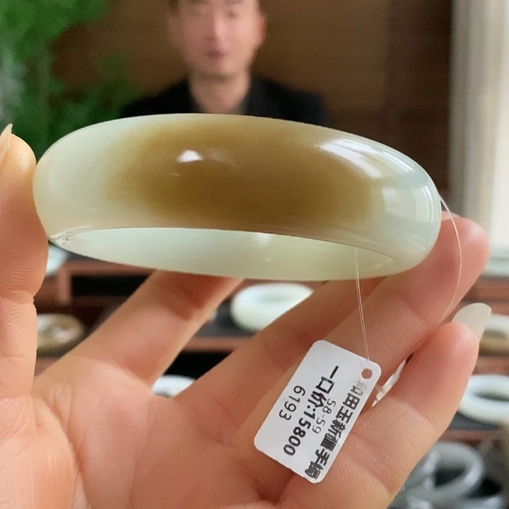 和田玉未镶嵌手镯6193