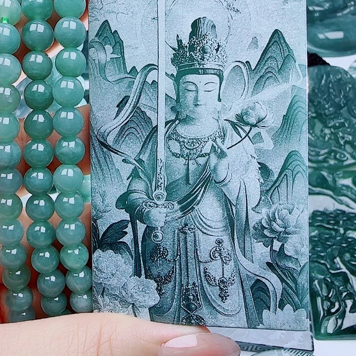 翡翠未镶嵌颈饰多样性发货天然的A货翡翠