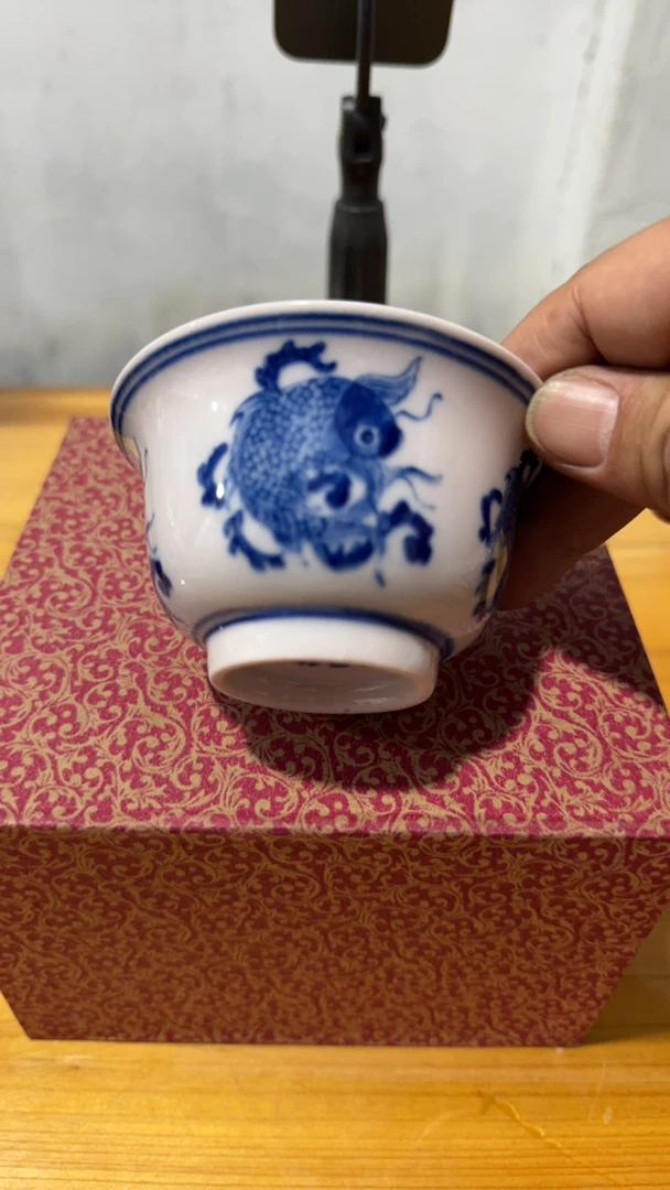 景德镇高温陶瓷红西西手工鲤鱼一只