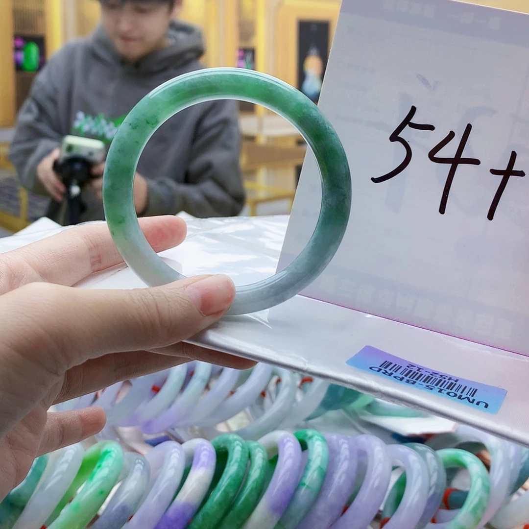 翡翠未镶嵌手镯vhh