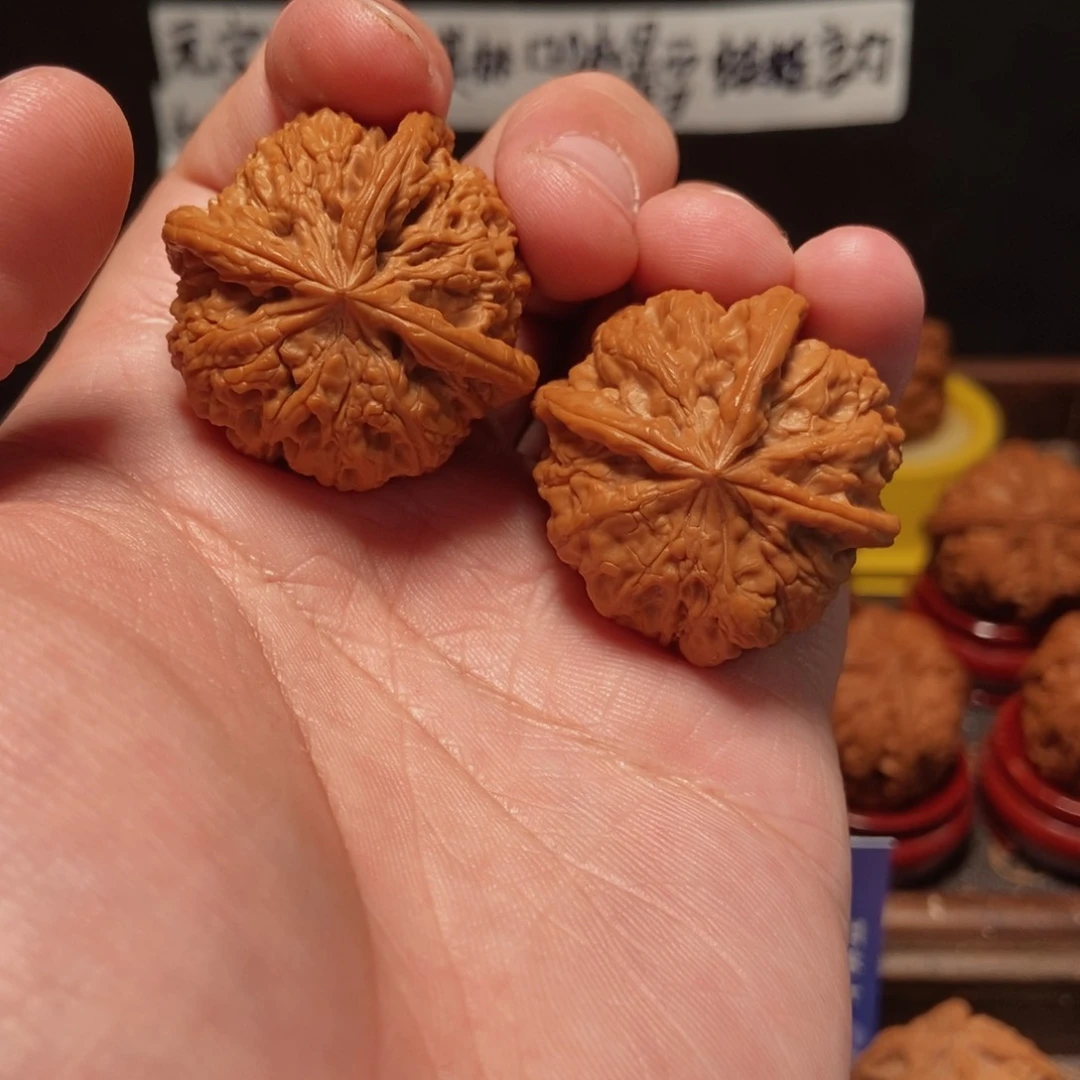 吊坠文玩核桃雨花石37尺69