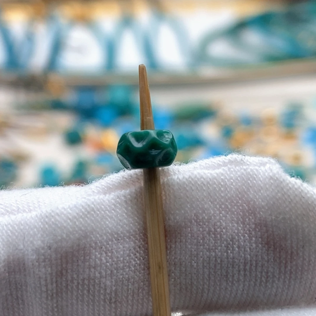 苞***主未镶嵌绿松石绿松石配饰