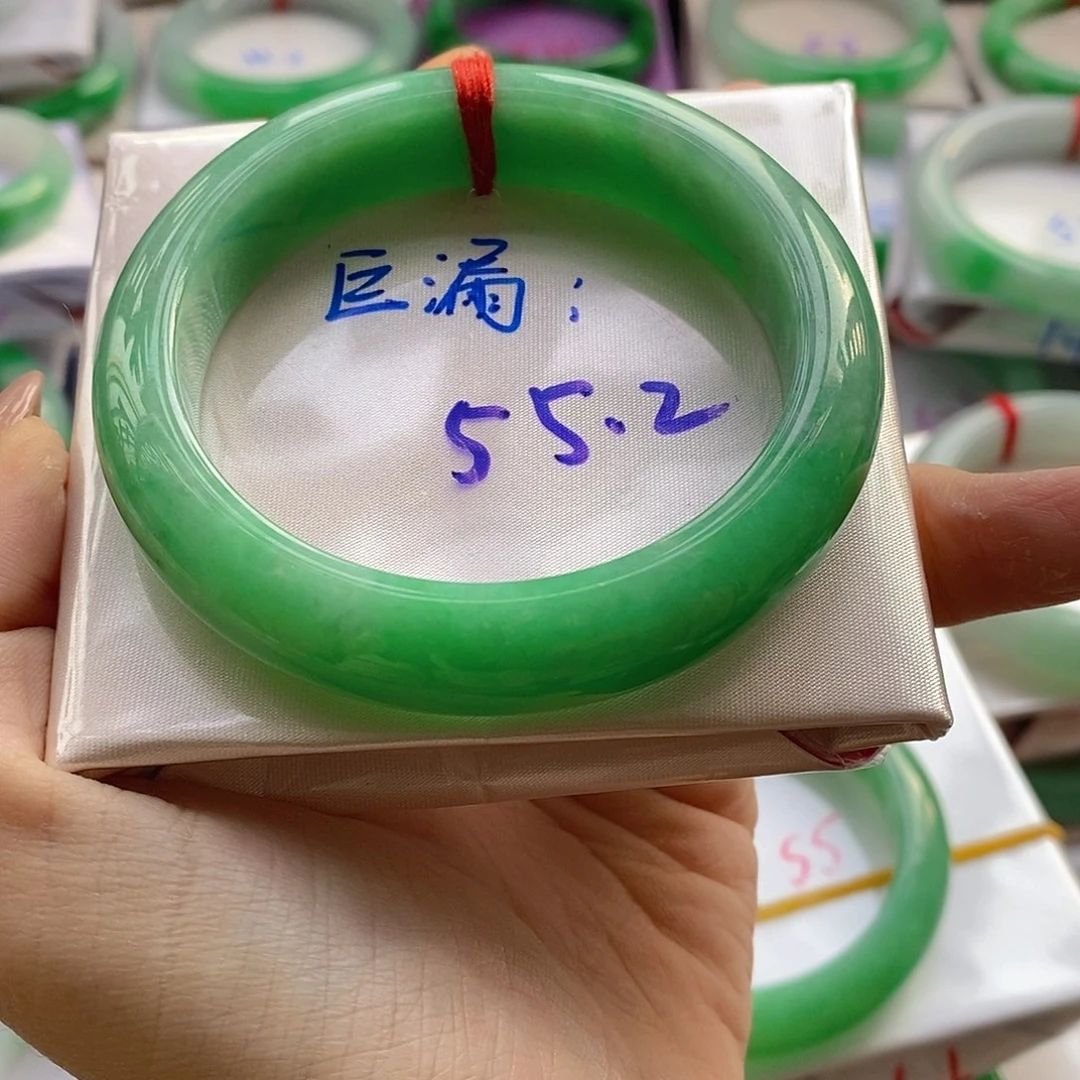 翡翠未镶嵌手镯11号