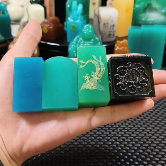 敬***轩寿山石印石敬老师