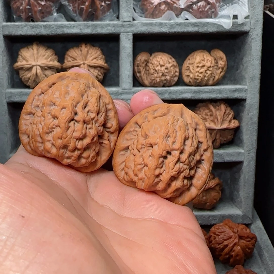 【闪购商品】文玩核桃吊坠?****.金公子