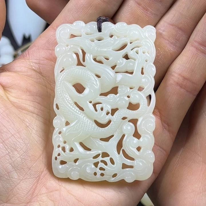 乘***A和田玉未镶嵌挂件