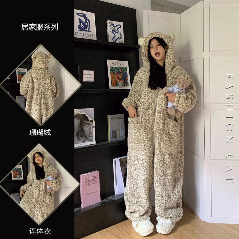 冬季连体睡衣女可爱卡通豹纹连帽珊瑚绒加绒加厚保暖法兰绒家居服
