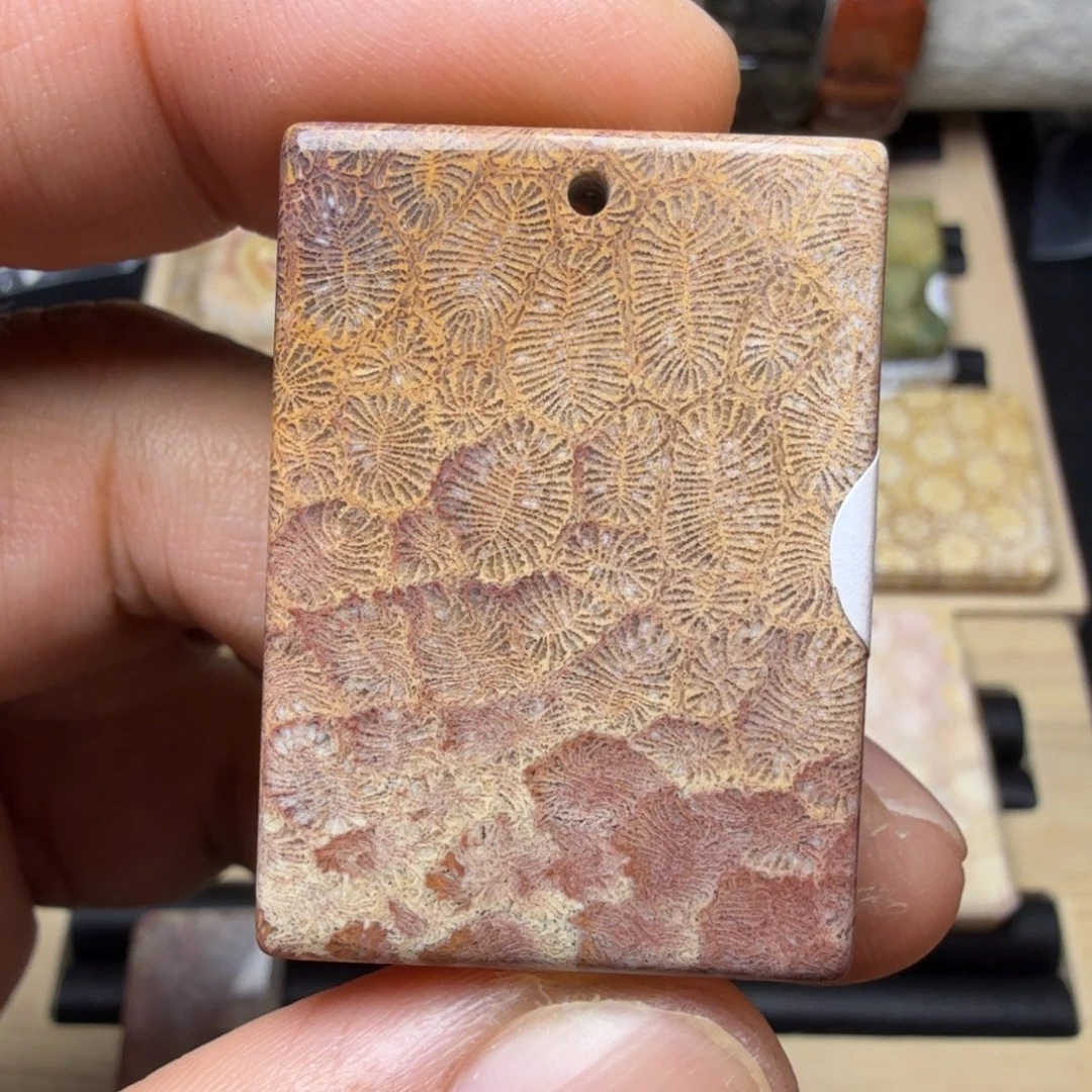 硅化玉未镶嵌纯天然色有机玉石保真色