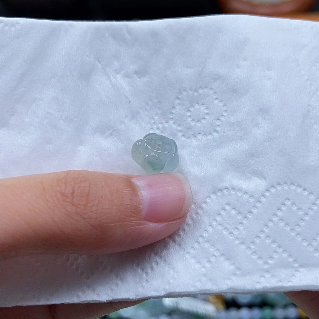 未镶嵌挂件翡翠闪