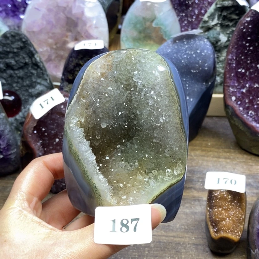 【闪购商品】未镶嵌大型摆件（非配饰）紫晶