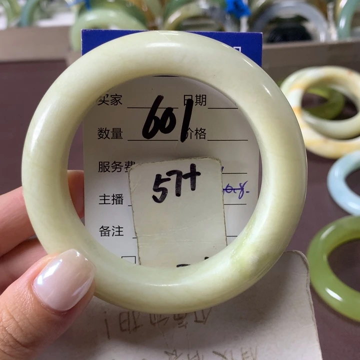 未镶嵌蛇纹石玉手镯601