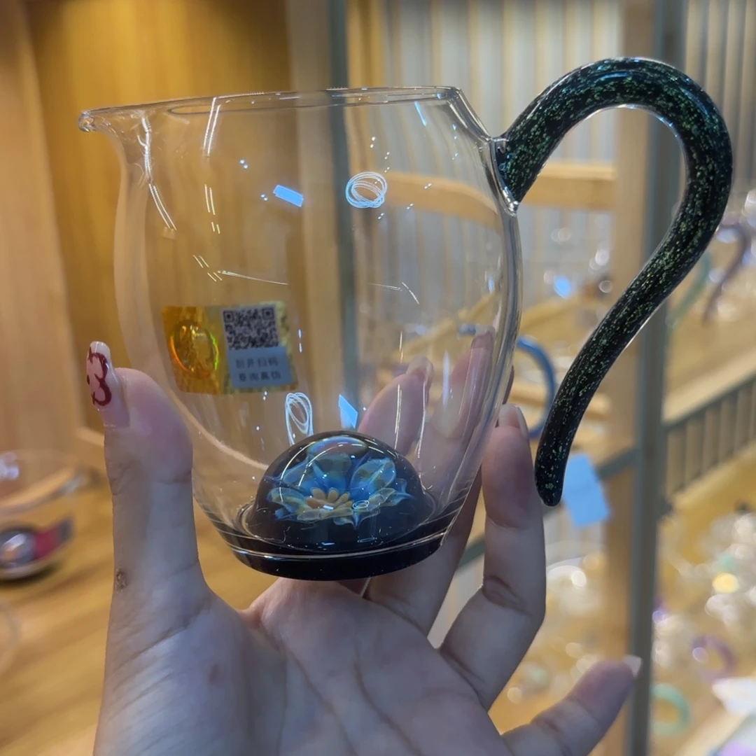 禾器星悦怡然黑金公道杯