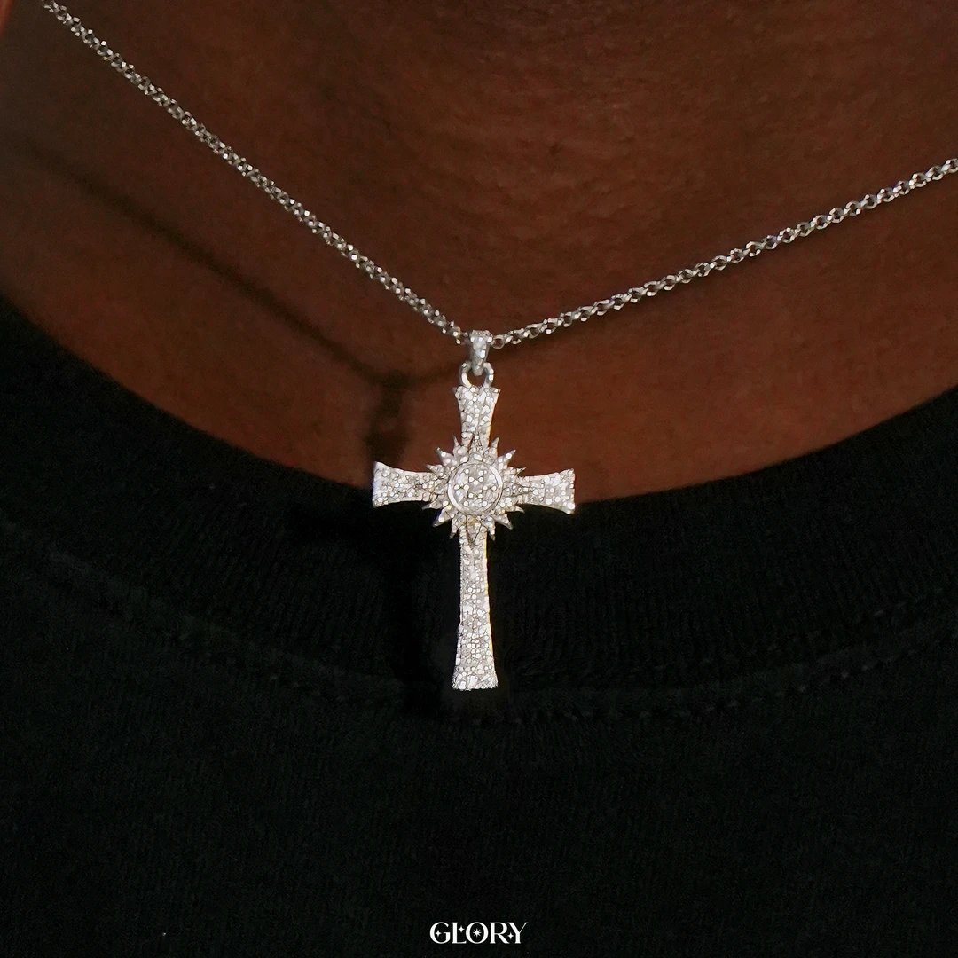 钛钢项链 泰格西同款时尚太阳十字架项链 潮流嘻哈欧美十字架项链