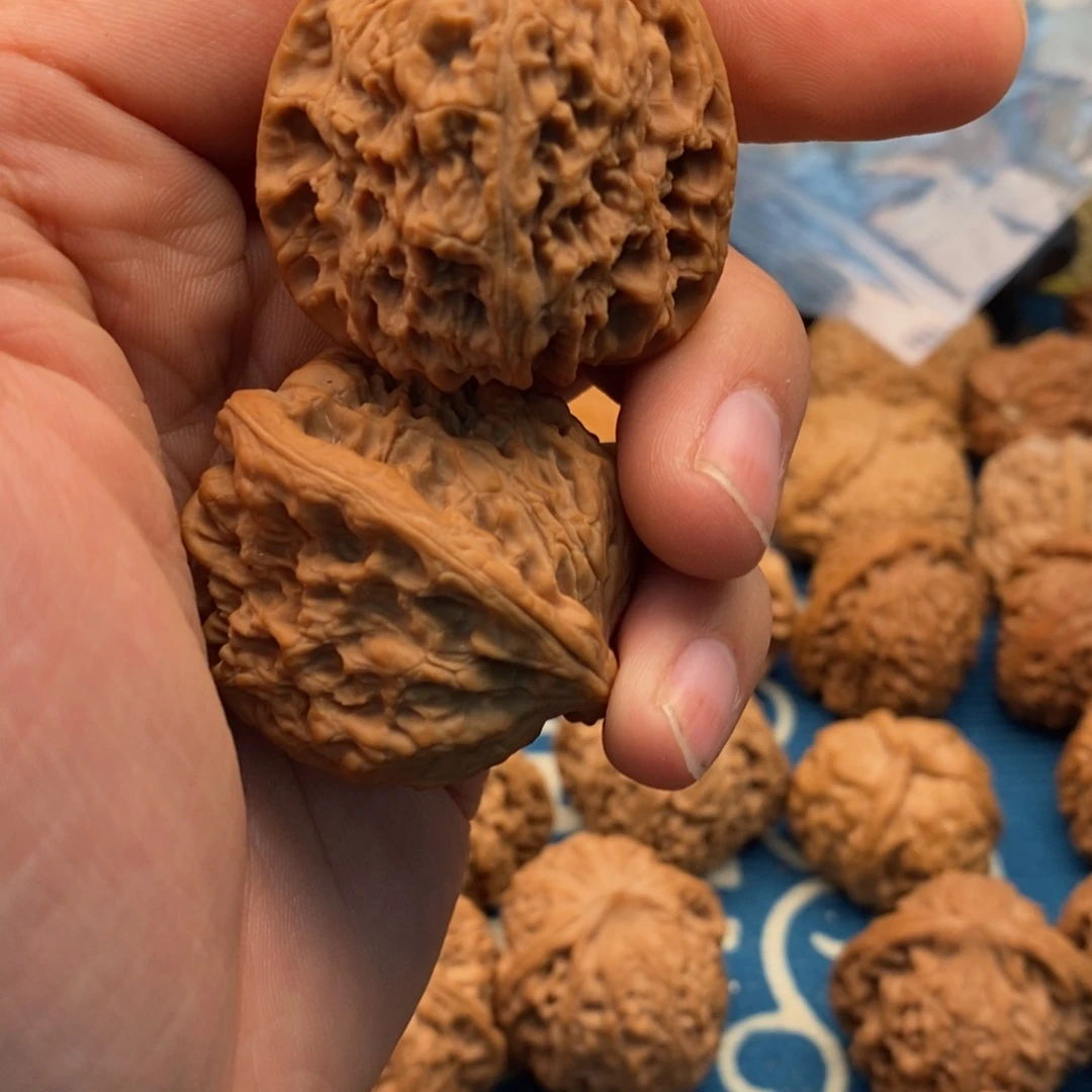 不***名吊坠文玩核桃南疆石