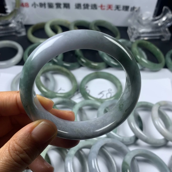 翡翠手镯未镶嵌22号