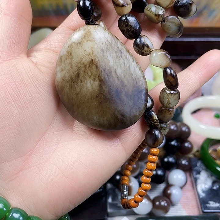 和田玉（糖玉）未镶嵌手链