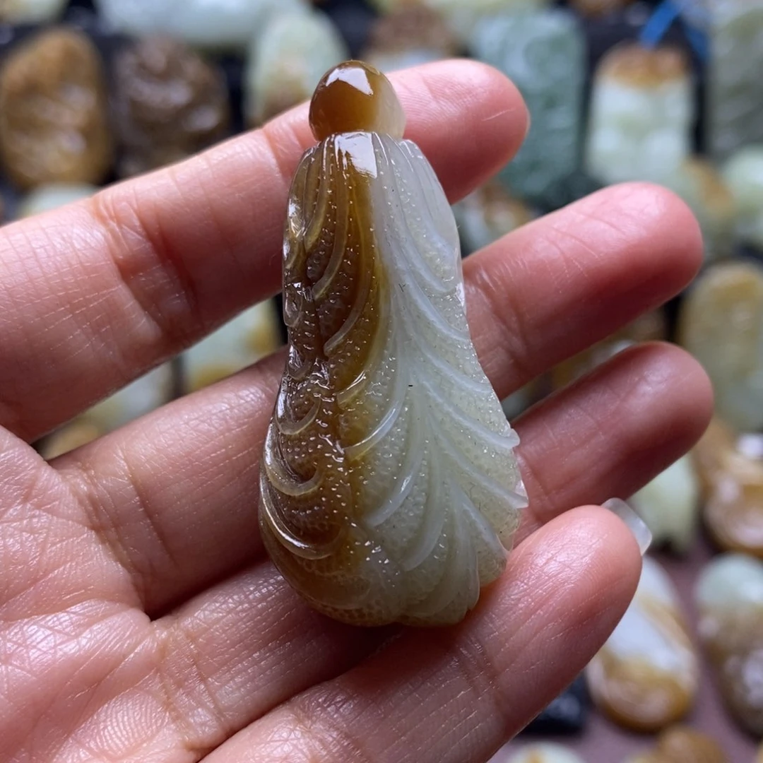 吊坠(不含链)未镶嵌和田玉（糖玉）