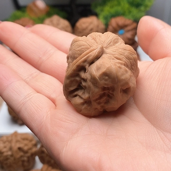文玩核桃把件而*蛙蛙