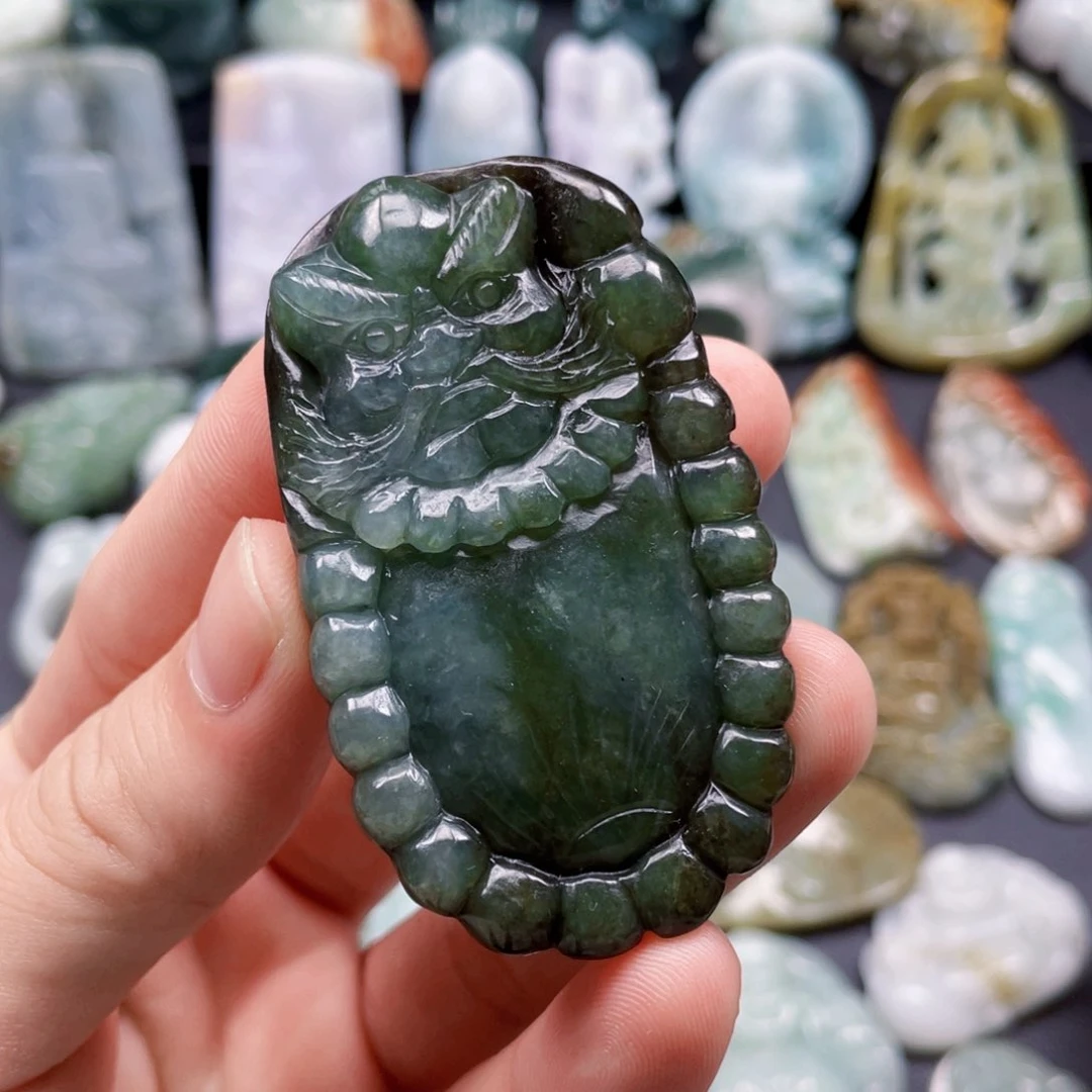 颈饰未镶嵌翡翠翡翠