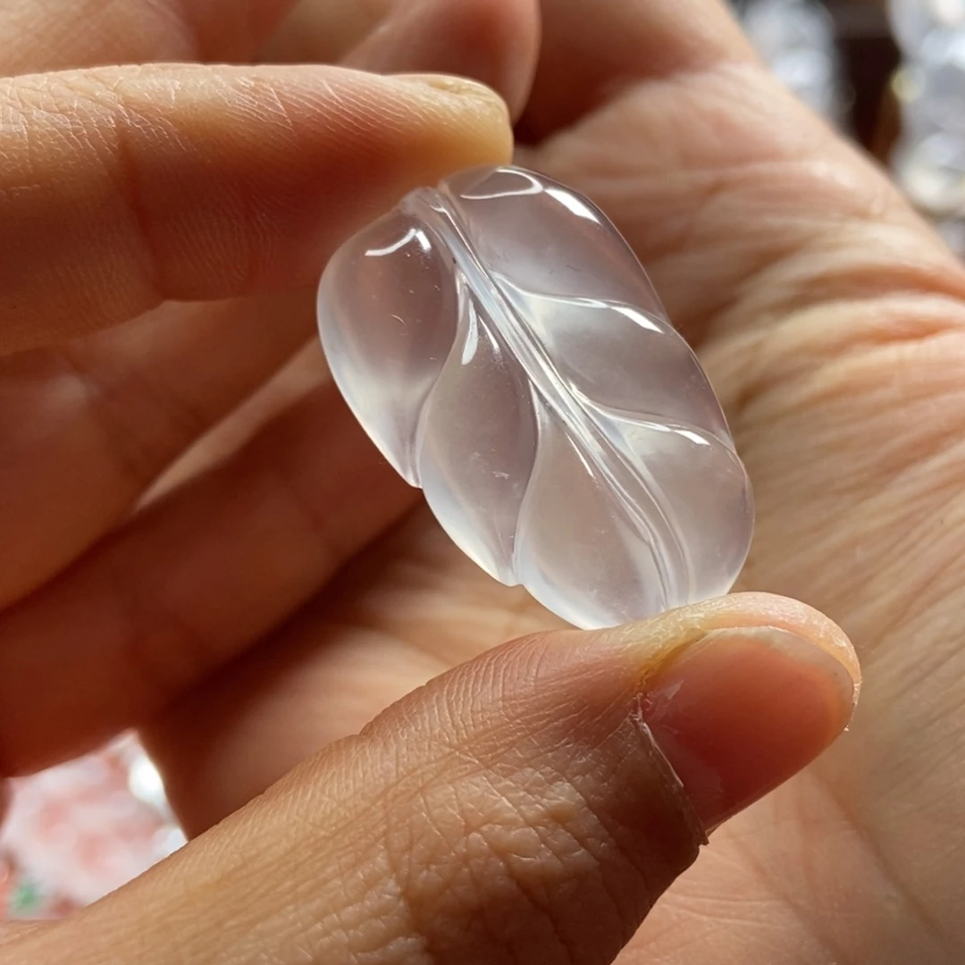 石英质玉颈饰未镶嵌