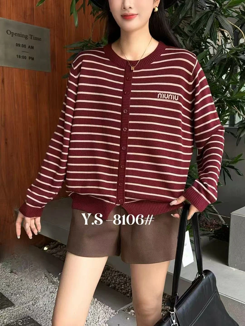 【丽姐家】冬季新款休闲条纹圆领百搭棉线衫8106