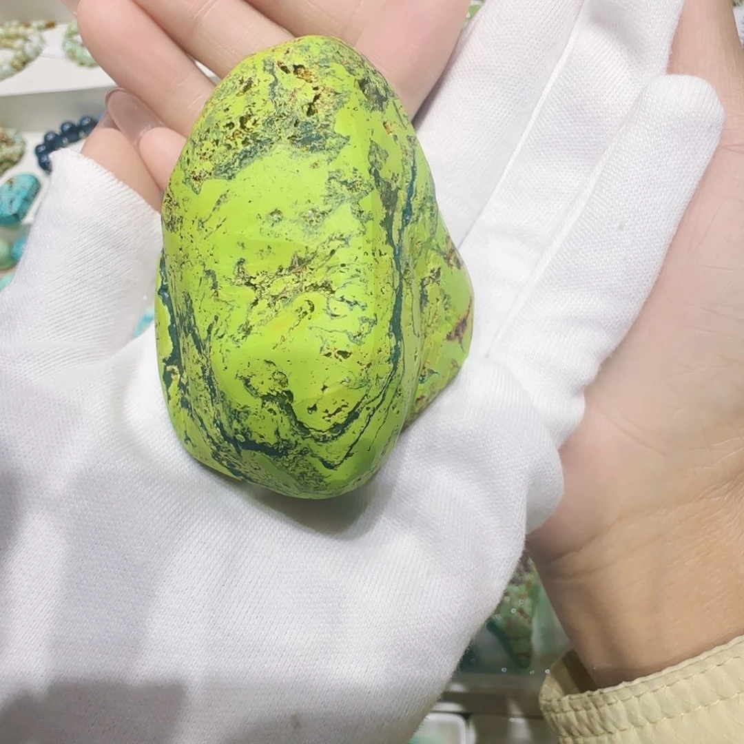 绿松石未镶嵌原矿绿松石