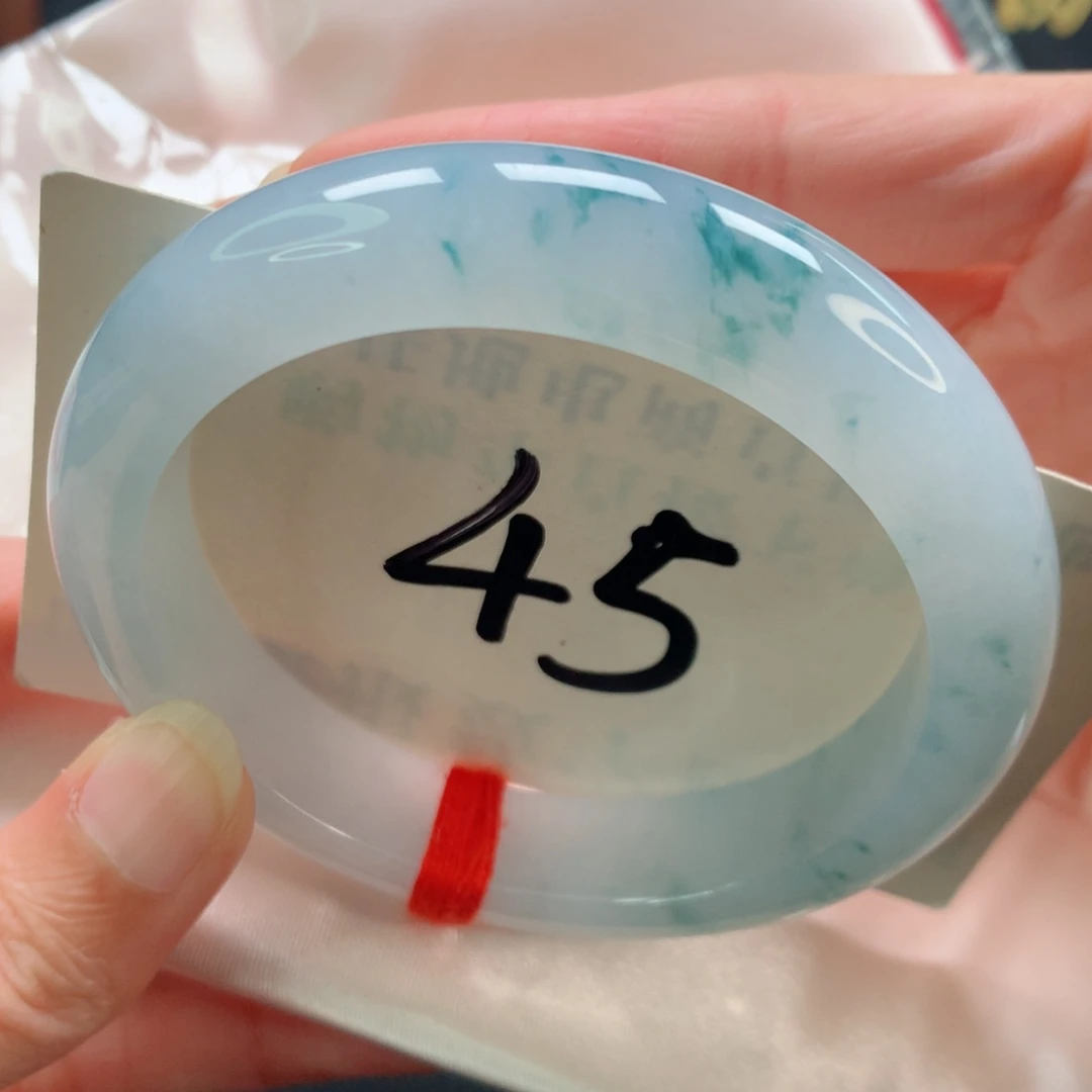 未镶嵌手镯翡翠正圈胶润细腻飘蓝花完整