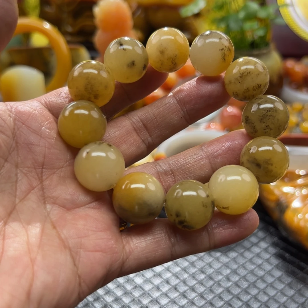 石英质玉未镶嵌颈饰