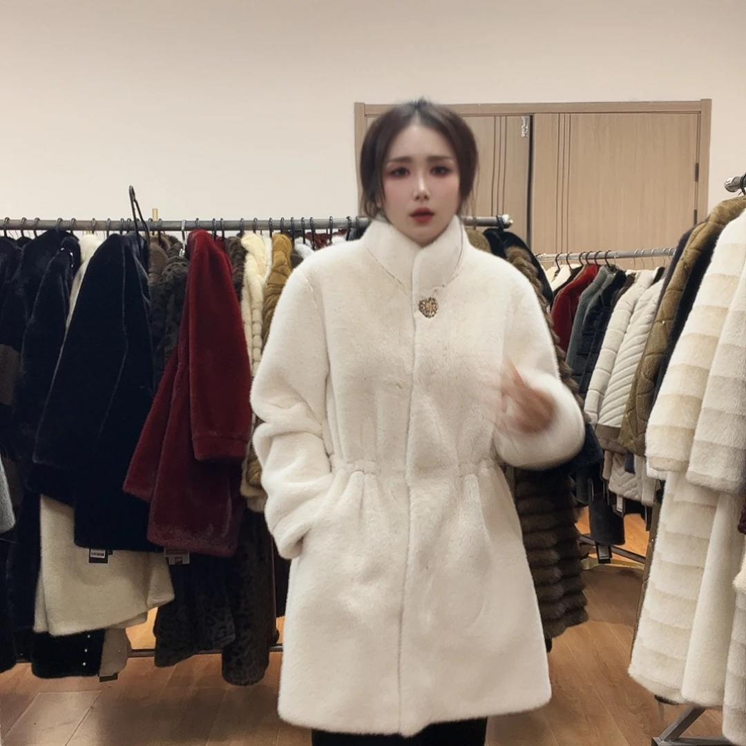 68号皮毛一体外套