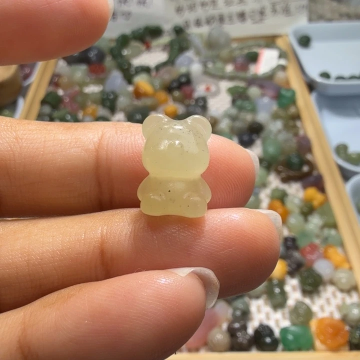 和田玉未镶嵌珠宝半成品