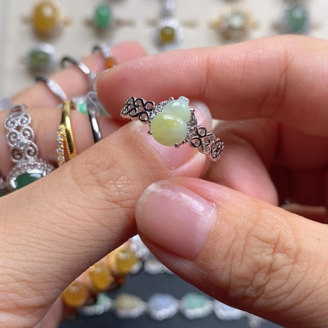 翡翠戒指银S925镶嵌戒指