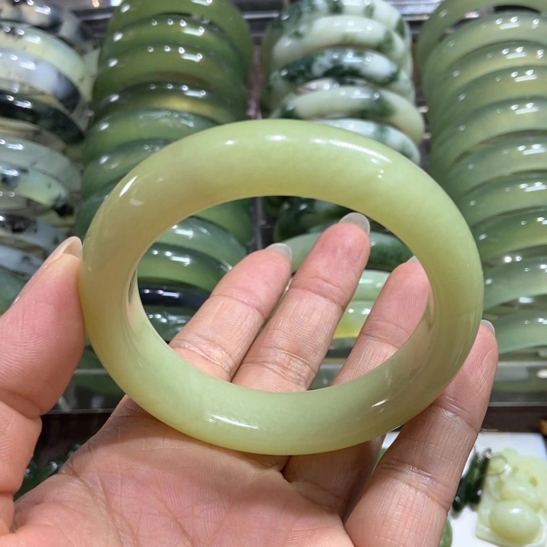蛇纹石玉未镶嵌手镯59.7