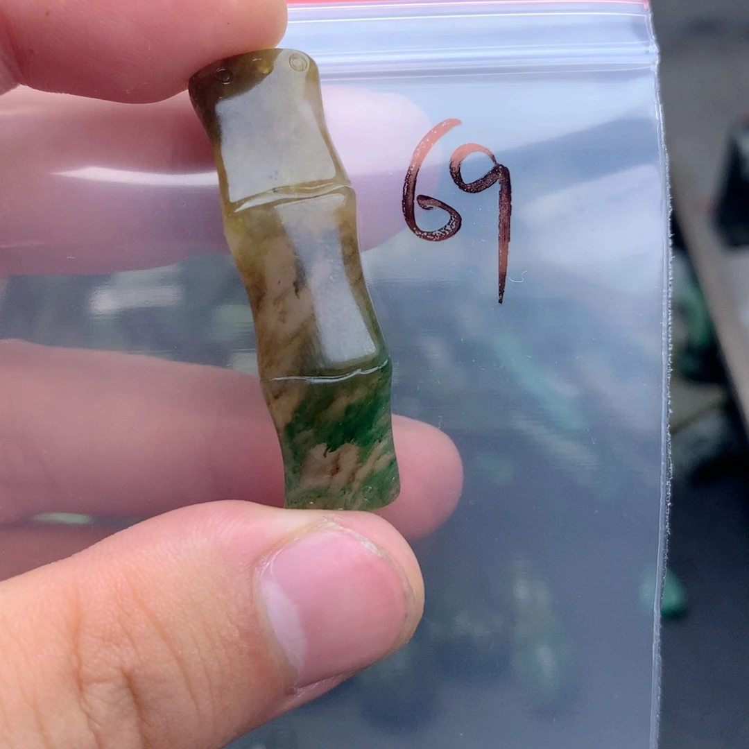 未镶嵌独山玉珠宝半成品