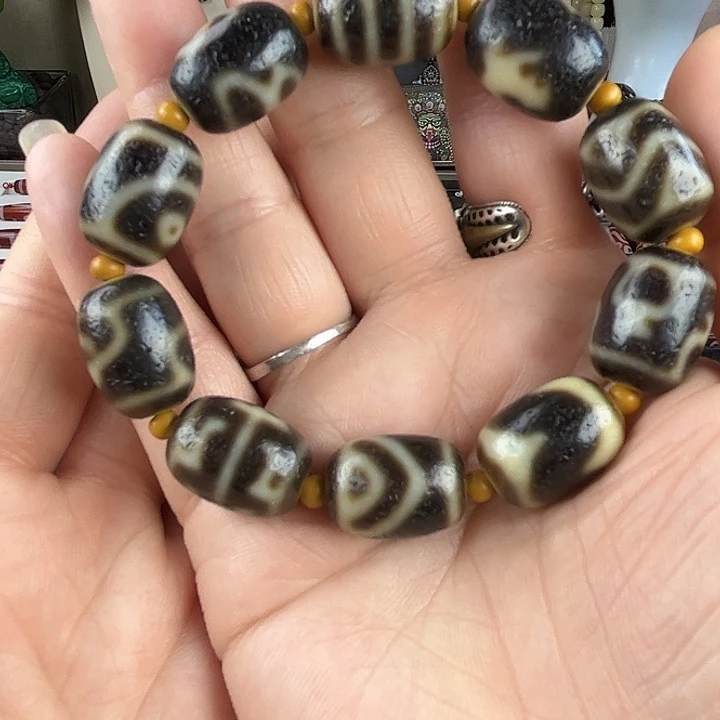 洞***拐玛瑙/玉髓合金颈饰