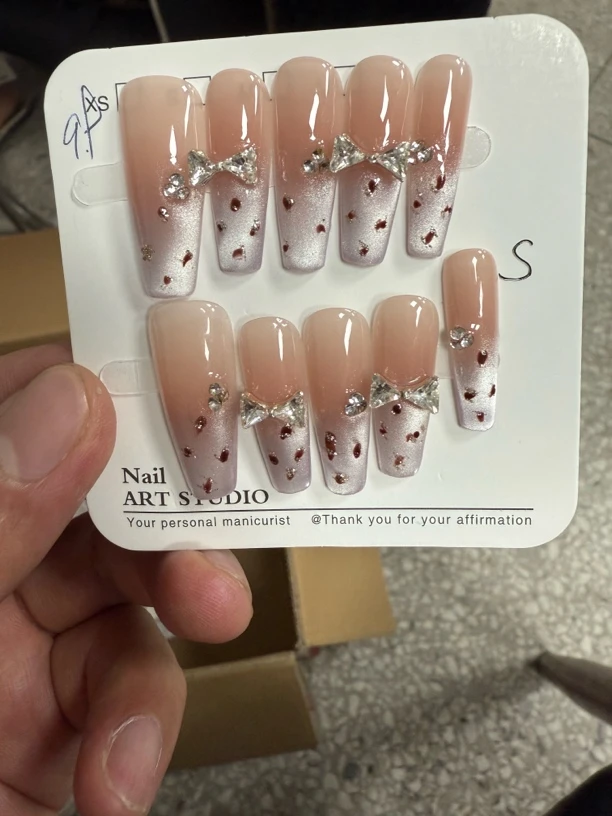 1065 花仙子美甲