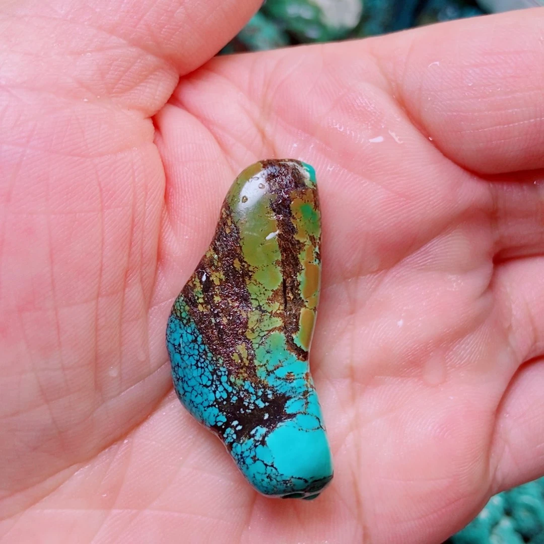 绿松石未镶嵌挂件