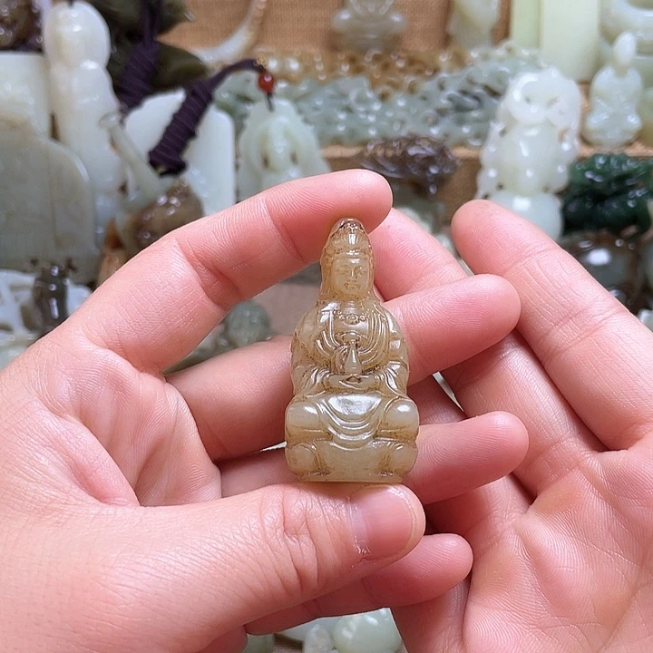 和田玉颈饰未镶嵌?***心