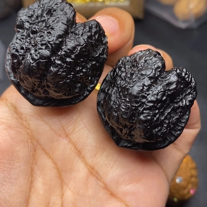 把件文玩核桃41尺蝴蝶蛤蟆头
