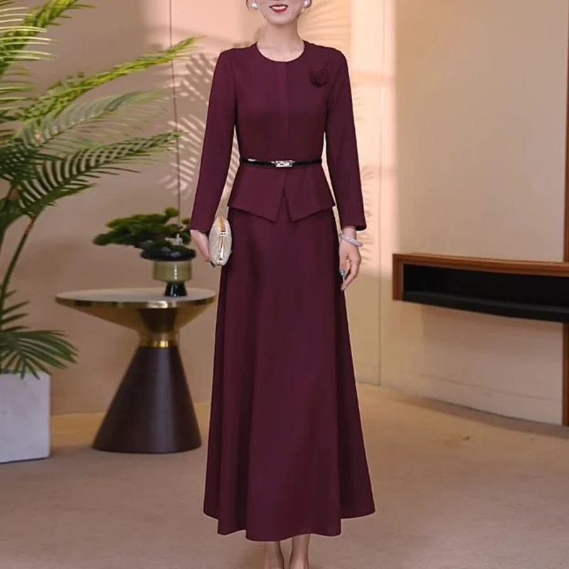 酒红色假两件大摆连衣裙2025秋季时尚修身收腰显瘦气质长裙