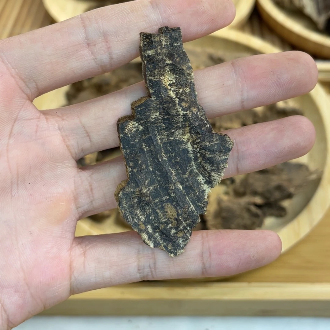 沉香沉香碎屑香港老头料2.4克