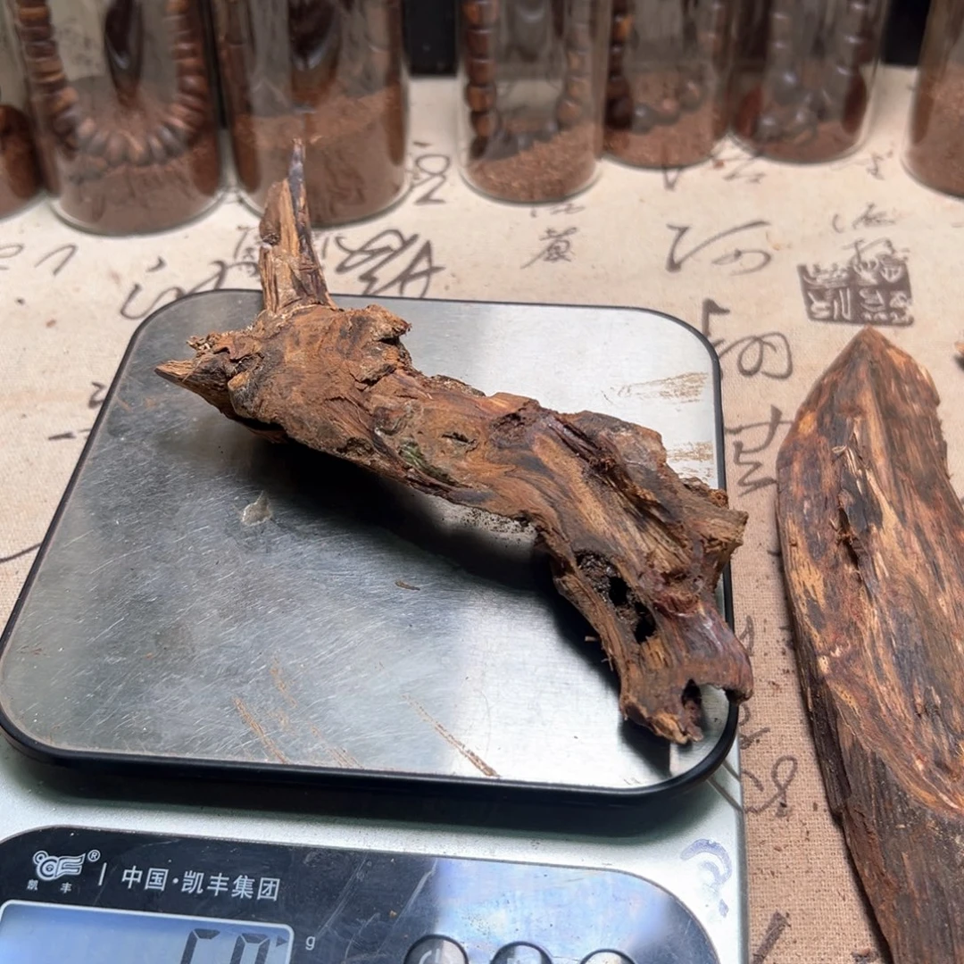 小***子降真香海南虎皮纹十亩香60克