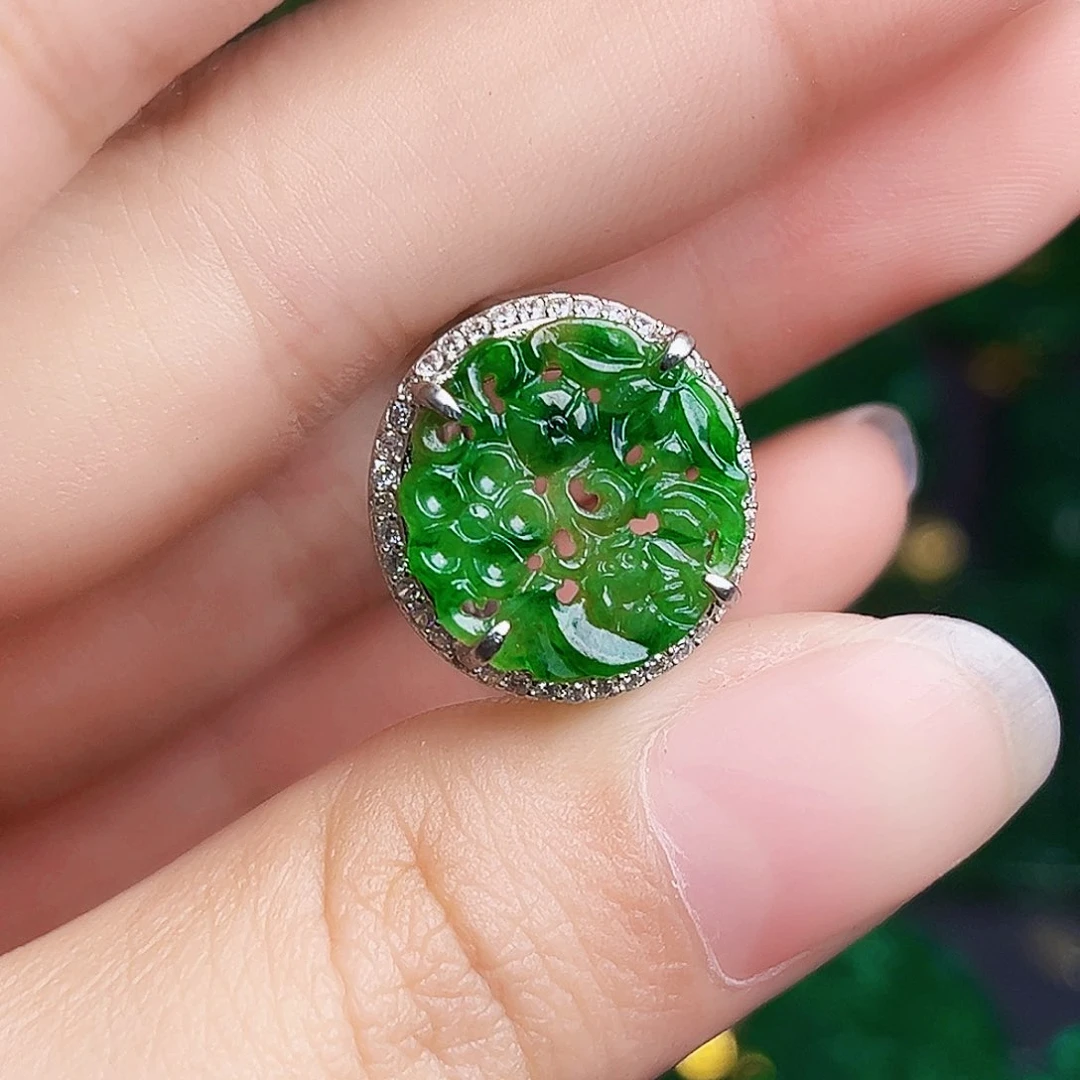 颈饰银S925镶嵌翡翠多样性