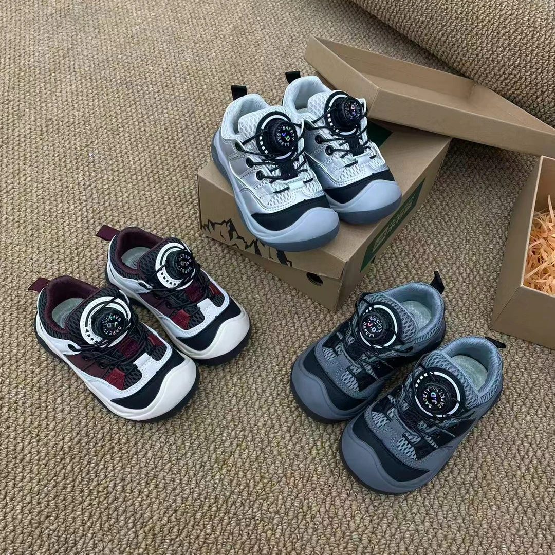 8801纽扣户外登山双网运动鞋