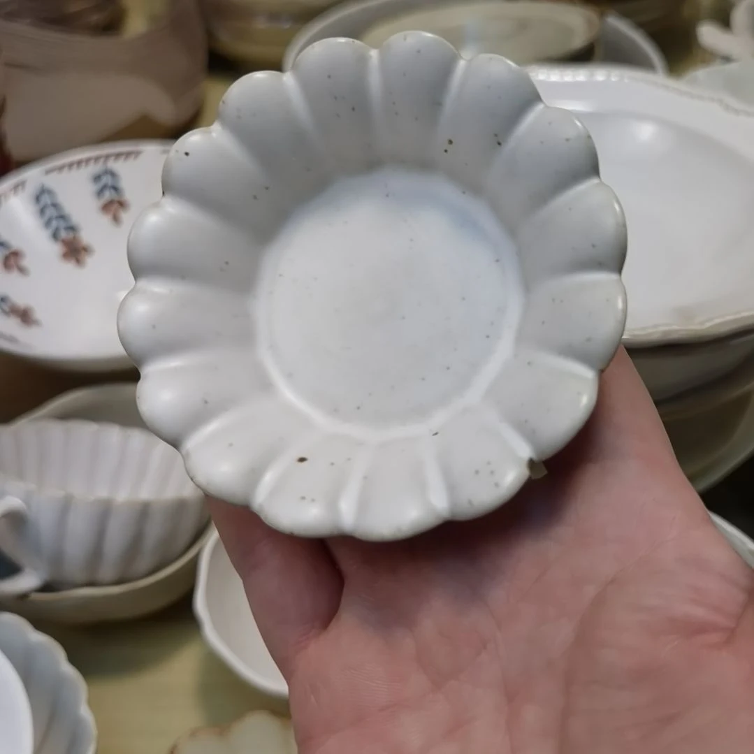 瓷片粗陶料碟两个一组