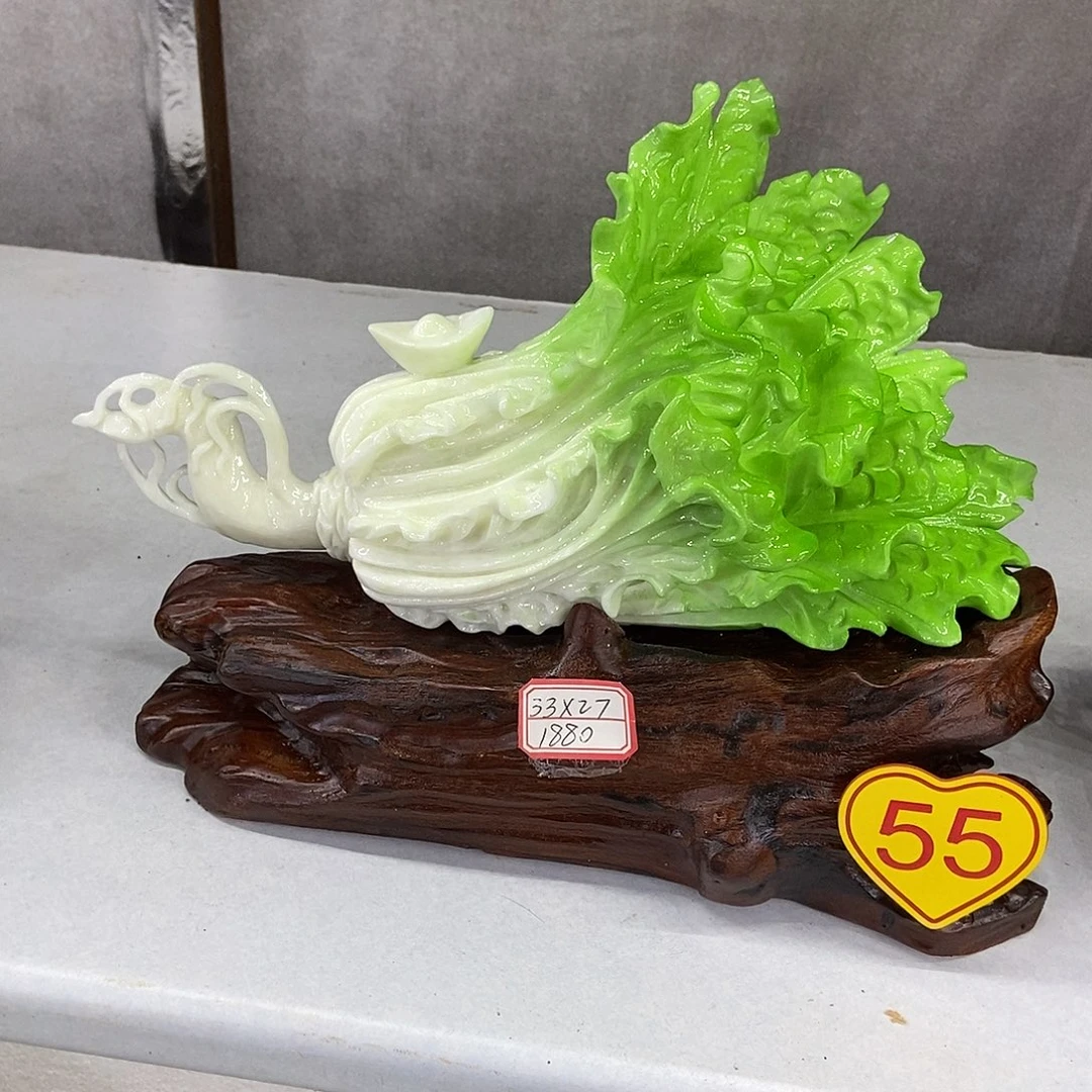 玉岫岩玉石雕刻工艺精湛