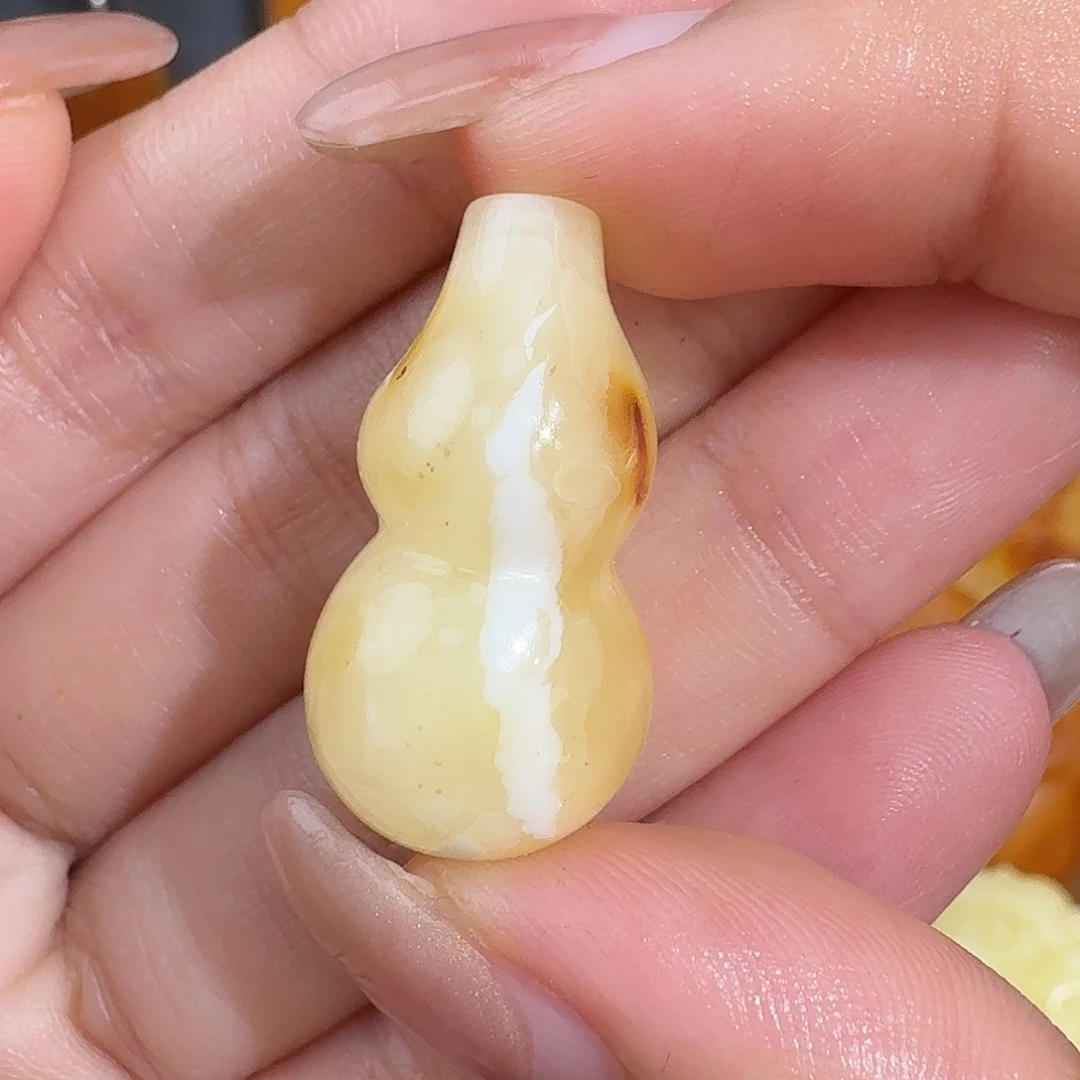 琥珀未镶嵌裸石我